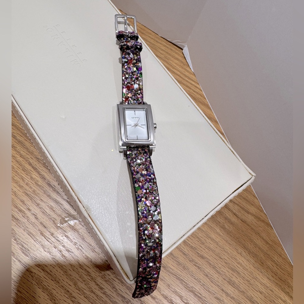 Vintage Y2K Fossil Silver Watch with leather Glitter Strap - Picture 2 of 8